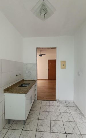 Apartamento para alugar com 48m², 2 quartos e 1 vaga Apartamento para alugar com 48m², 2 quartos e 1 vagaCozinha e Área de Serviço