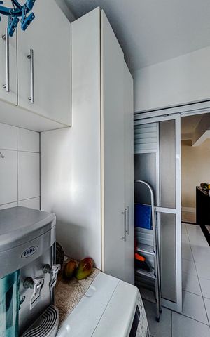Apartamento à venda com 70m², 3 quartos e 1 vagaÁrea de Serviço