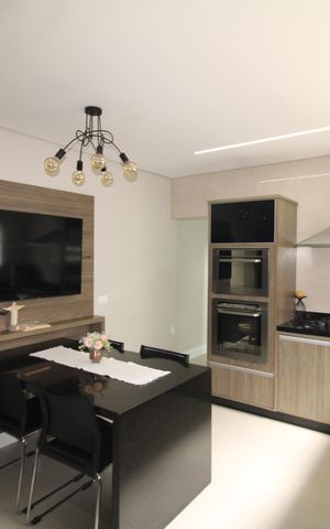Casa à venda com 240m², 4 quartos e 2 vagasCozinha