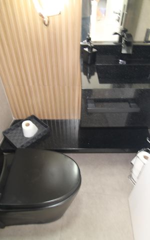 Casa à venda com 240m², 4 quartos e 2 vagasLavabo