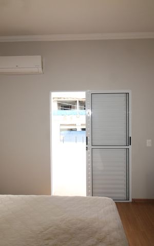 Casa à venda com 240m², 4 quartos e 2 vagasQuarto 2