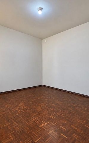 Apartamento para alugar com 84m², 3 quartos e sem vagaSala - sem móveis