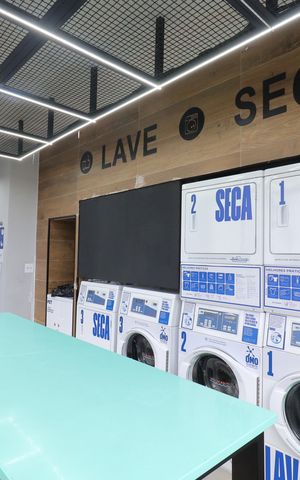 Apartamento à venda com 38m², 2 quartos e sem vagaÁrea comum - Lavanderia