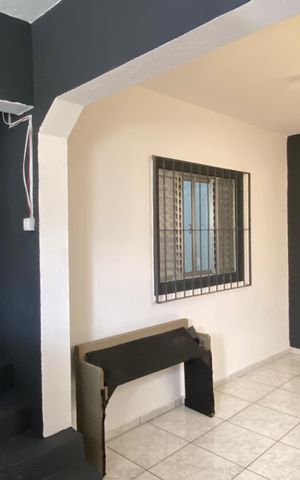 Casa para alugar com 60m², 2 quartos e 1 vagaÁrea externa - Garagem
