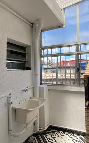 Casa para alugar com 60m², 2 quartos e 1 vagaVaranda - Área de Serviço