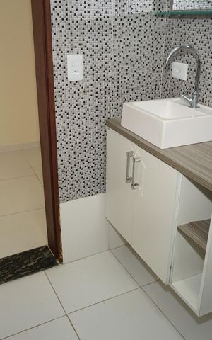 Casa para alugar com 110m², 2 quartos e 2 vagasBanheiro da Suíte