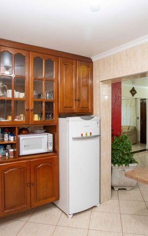 Casa à venda com 240m², 4 quartos e 10 vagasCozinha