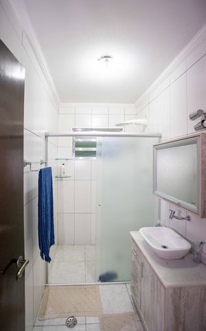 Casa à venda com 240m², 4 quartos e 10 vagasBanheiro da Suíte