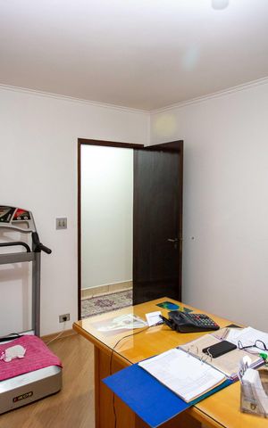 Casa à venda com 240m², 4 quartos e 10 vagasQuarto 2
