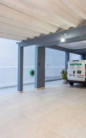 Casa à venda com 240m², 4 quartos e 10 vagasGaragem