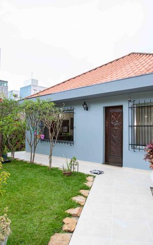 Casa à venda com 240m², 4 quartos e 10 vagasQuintal