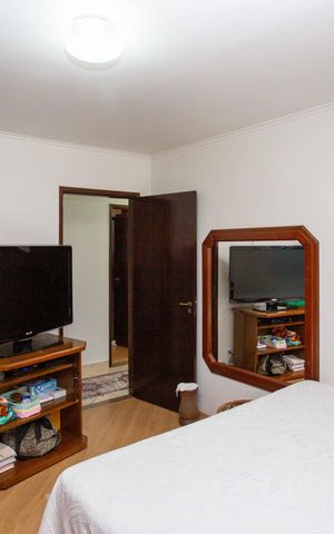 Casa à venda com 240m², 4 quartos e 10 vagasQuarto 