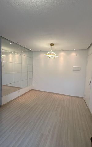 Apartamento à venda com 49m², 2 quartos e 1 vaga Apartamento à venda com 49m², 2 quartos e 1 vagaSala
