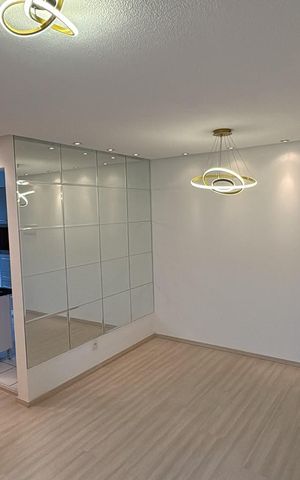 Apartamento à venda com 49m², 2 quartos e 1 vaga Apartamento à venda com 49m², 2 quartos e 1 vagaSala