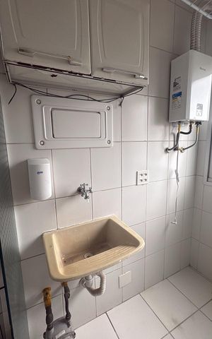 Apartamento à venda com 49m², 2 quartos e 1 vaga Apartamento à venda com 49m², 2 quartos e 1 vagaÁrea de serviço