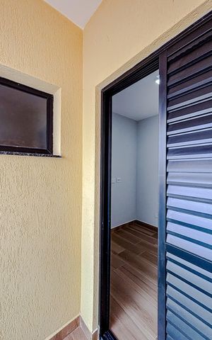 Casa de condomínio à venda com 96m², 2 quartos e 1 vagaVaranda