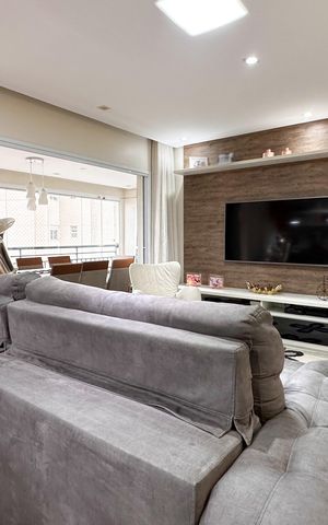 Apartamento à venda com 116m², 3 quartos e 2 vagas Apartamento à venda com 116m², 3 quartos e 2 vagasSala