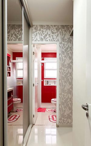 Apartamento à venda com 116m², 3 quartos e 2 vagas Apartamento à venda com 116m², 3 quartos e 2 vagasCloset da suíte