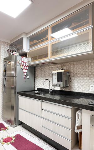 Apartamento à venda com 116m², 3 quartos e 2 vagas Apartamento à venda com 116m², 3 quartos e 2 vagasCozinha