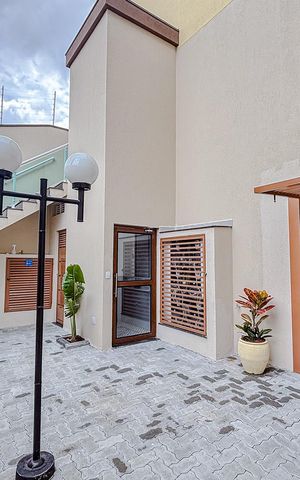 Casa de condomínio à venda com 86m², 2 quartos e 1 vagaÁrea comum