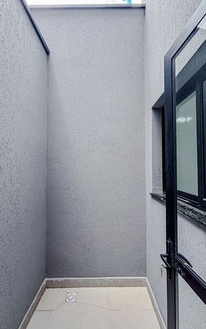 Casa de condomínio à venda com 86m², 2 quartos e 1 vagaÁrea externa