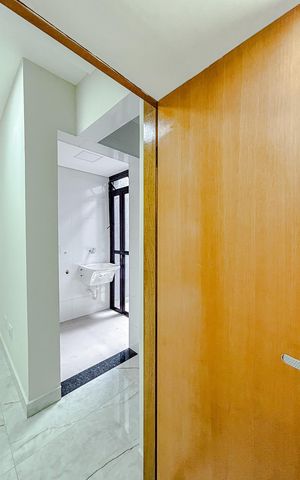 Casa de condomínio à venda com 86m², 2 quartos e 1 vagaLavabo