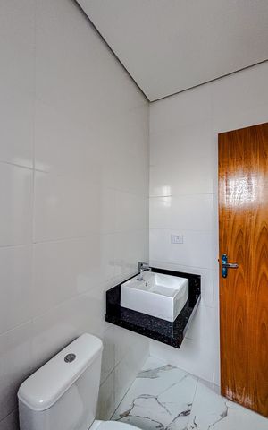 Casa de condomínio à venda com 86m², 2 quartos e 1 vagaBanheiro