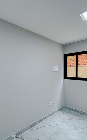 Casa de condomínio à venda com 86m², 2 quartos e 1 vagaSala