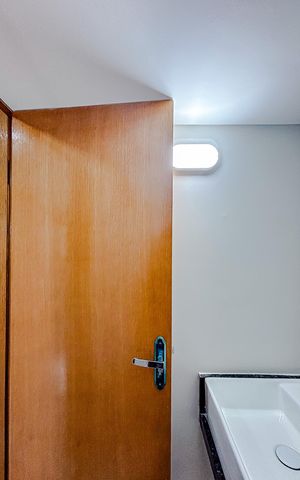 Casa de condomínio à venda com 86m², 2 quartos e 1 vagaLavabo