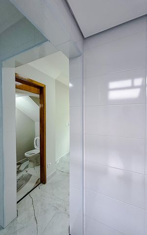 Casa de condomínio à venda com 86m², 2 quartos e 1 vagaÁrea de Serviço