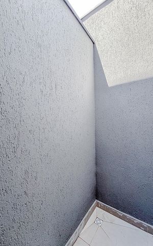Casa de condomínio à venda com 86m², 2 quartos e 1 vagaÁrea externa