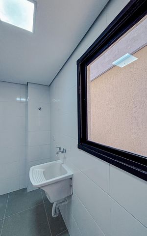 Casa de condomínio à venda com 90m², 2 quartos e 1 vagaÁrea de Serviço