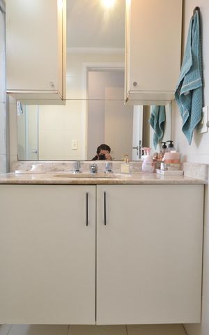 Apartamento para alugar com 66m², 2 quartos e 2 vagasBanheiro do Quarto 1