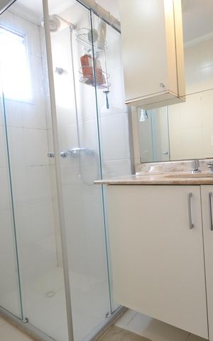 Apartamento para alugar com 66m², 2 quartos e 2 vagasBanheiro do Quarto 1