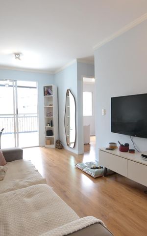 Apartamento para alugar com 66m², 2 quartos e 2 vagasSala