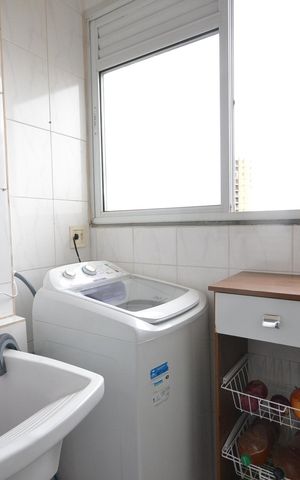 Apartamento para alugar com 66m², 2 quartos e 2 vagasCozinha e Área de Serviço