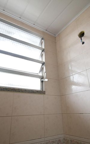 Casa para alugar com 110m², 3 quartos e sem vagaBanheiro