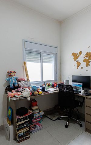 Casa de condomínio para alugar com 150m², 3 quartos e 2 vagas Casa de condomínio para alugar com 150m², 3 quartos e 2 vagasquarto 1