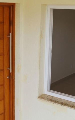 Casa à venda com 112m², 3 quartos e 1 vaga Casa à venda com 112m², 3 quartos e 1 vagaEscada