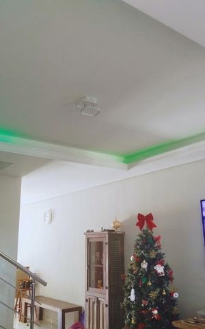 Casa à venda com 112m², 3 quartos e 1 vaga Casa à venda com 112m², 3 quartos e 1 vagaSala