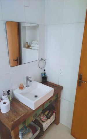 Casa à venda com 112m², 3 quartos e 1 vaga Casa à venda com 112m², 3 quartos e 1 vagaBanheiro