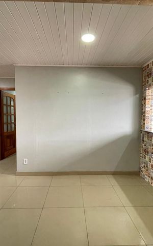 Casa à venda com 68m², 2 quartos e 1 vaga
