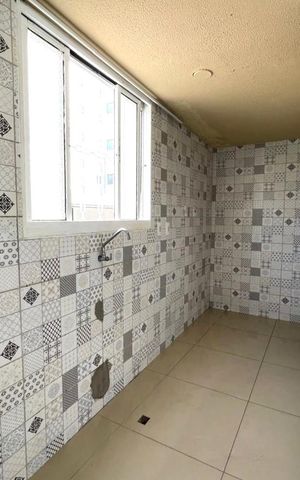 Casa à venda com 68m², 2 quartos e 1 vaga