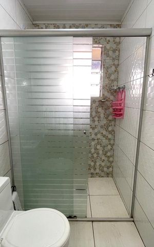 Casa à venda com 68m², 2 quartos e 1 vaga