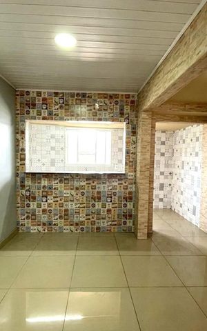 Casa à venda com 68m², 2 quartos e 1 vaga