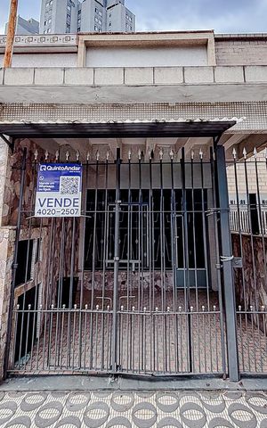 Casa para alugar com 120m², 2 quartos e 1 vagaFachada com Placa