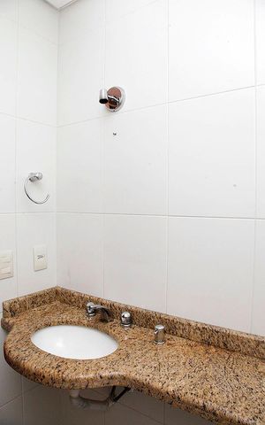 Apartamento à venda com 70m², 2 quartos e 2 vagasBanheiro 2