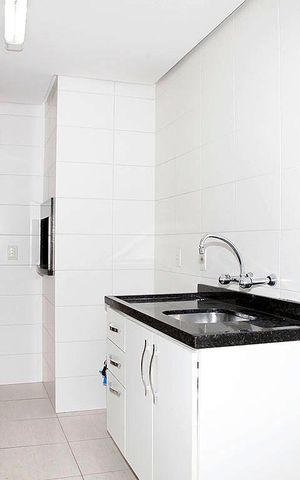 Apartamento à venda com 70m², 2 quartos e 2 vagasCozinha + Área de Serviço