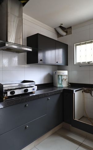 Casa à venda com 181m², 3 quartos e 2 vagas Casa à venda com 181m², 3 quartos e 2 vagasCozinha