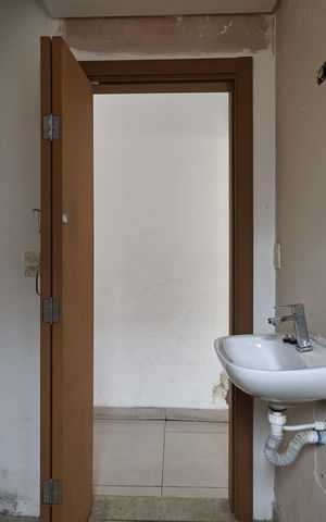 Casa à venda com 181m², 3 quartos e 2 vagas Casa à venda com 181m², 3 quartos e 2 vagasLavabo